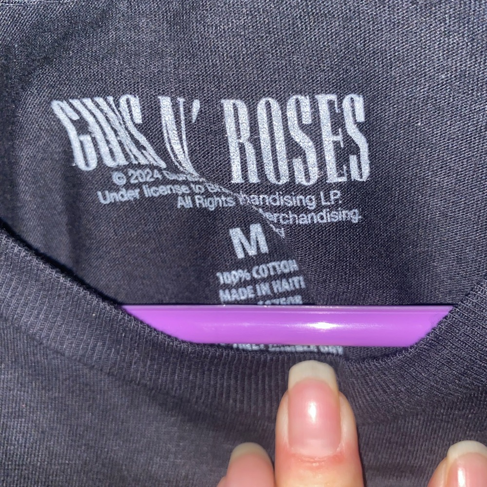 Guns N Roses - Picture 2 of 2